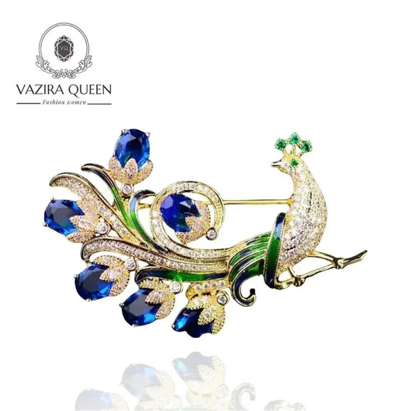 VQ Peacock Brooch - Picture 1 of 5